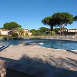 Gaslind - Golfe De St-tropez - Mazet Dans Domaine Privé Avec Piscine Villa *