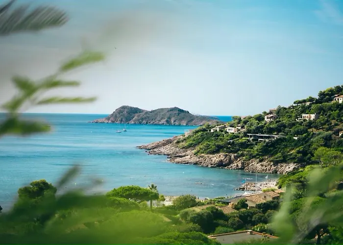 Gaslind - Golfe De St-tropez - Mazet Dans Domaine Prive Avec Piscine فيلة جاسّا