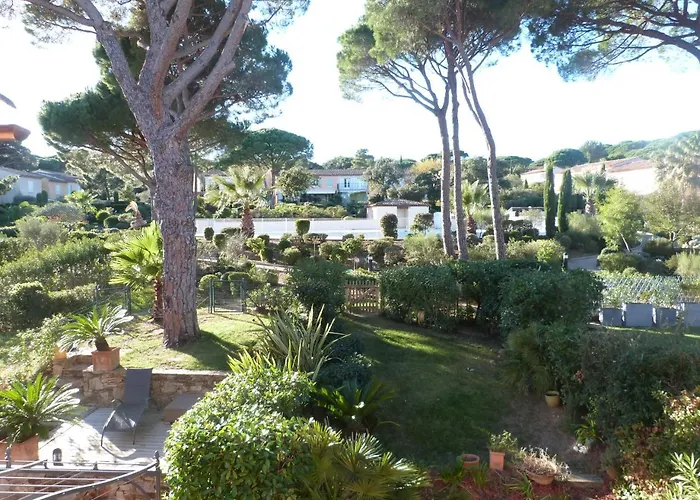 Gaslind - Golfe De St-tropez - Mazet Dans Domaine Prive Avec Piscine فيلة جاسّا