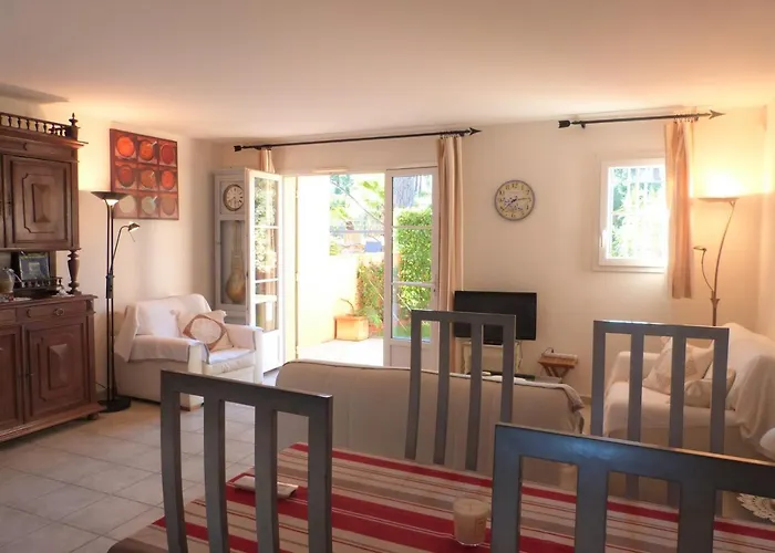 فيلة Gaslind - Golfe De St-tropez - Mazet Dans Domaine Prive Avec Piscine جاسّا