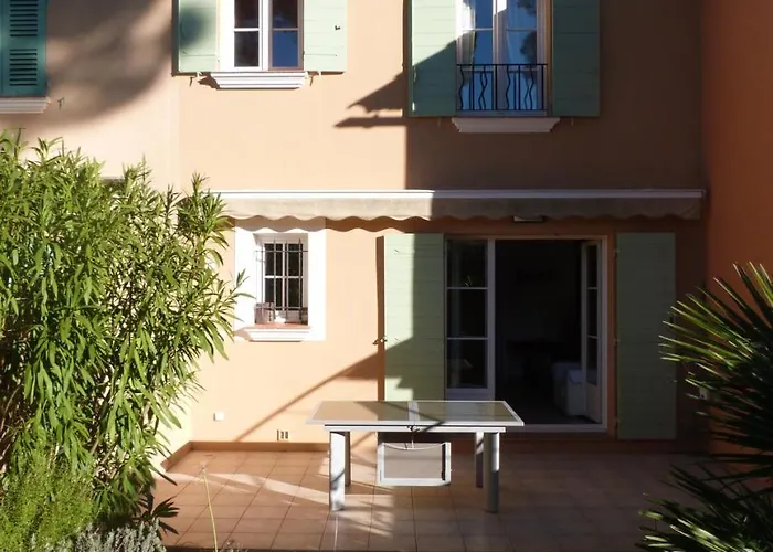 فيلة Gaslind - Golfe De St-tropez - Mazet Dans Domaine Prive Avec Piscine *